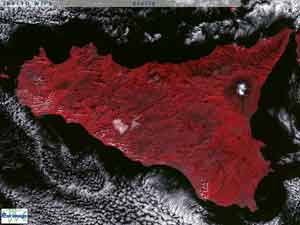 Isla de Sicilia. Imagen de 188 metros de resoluci�n, tomada con el sensor WiFS del sat�lite IRS